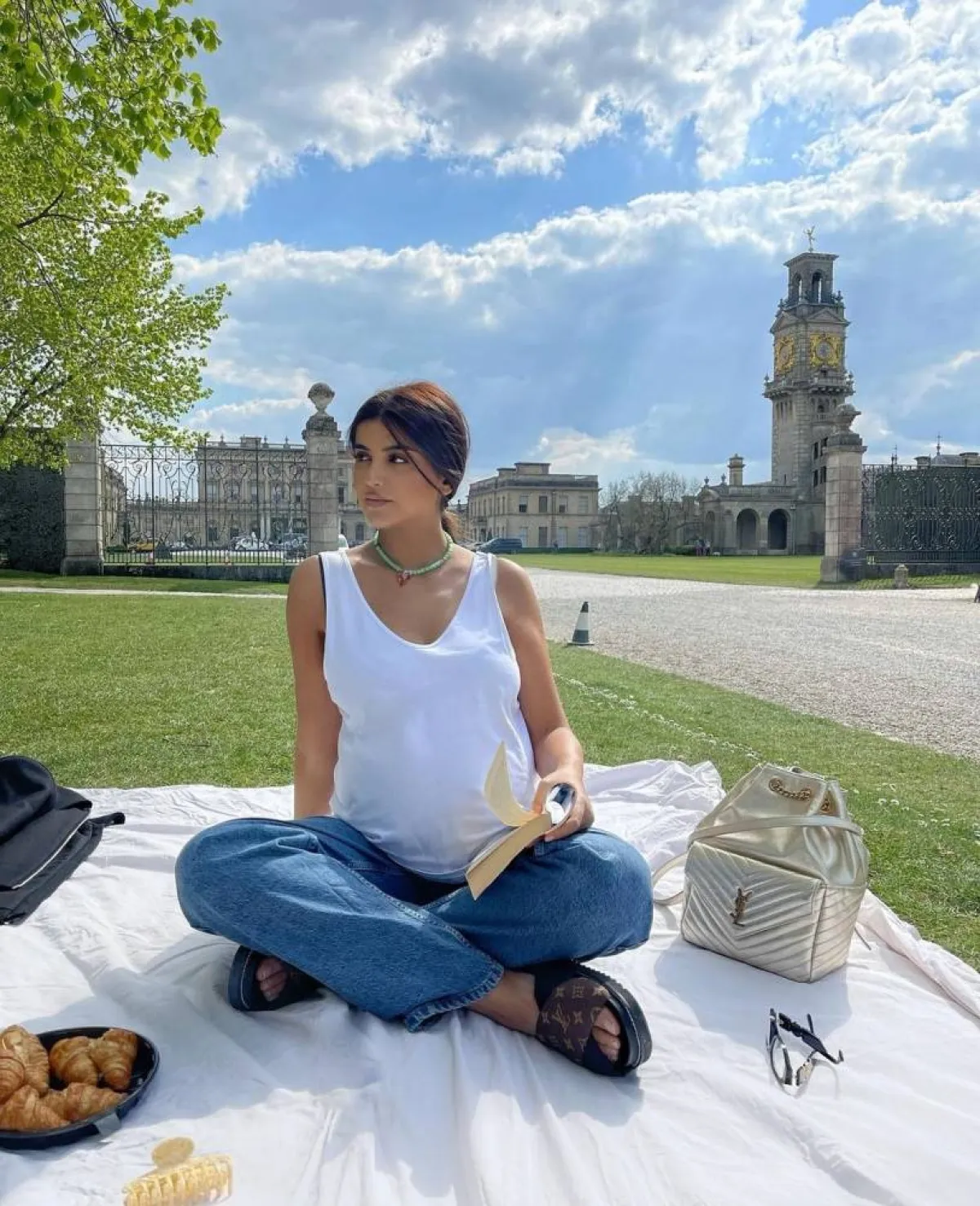 حقائب علا فرحات من أفخر العلامات التجارية 