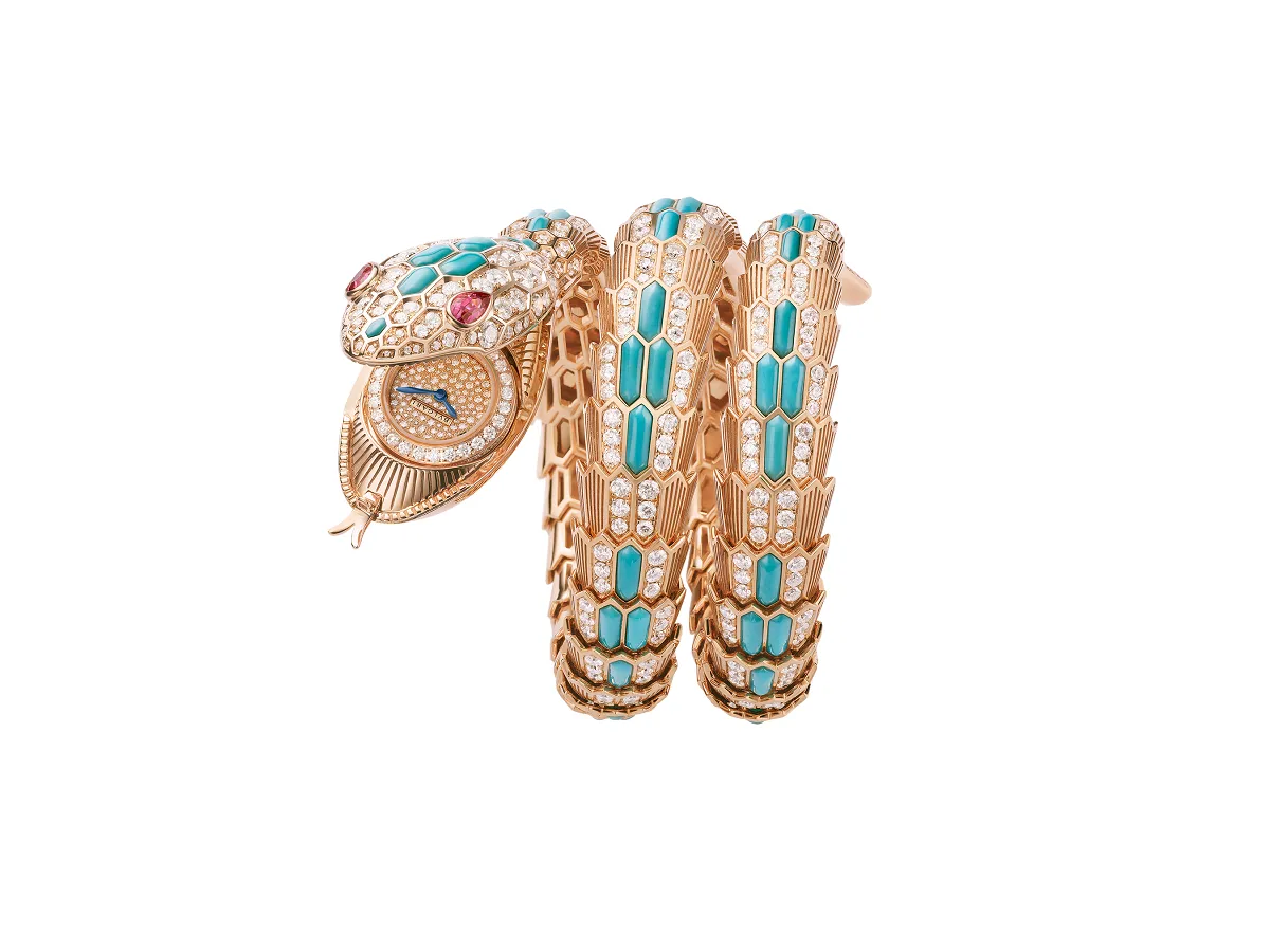 موديلات ساعات بحجر الفيروز الأزرق