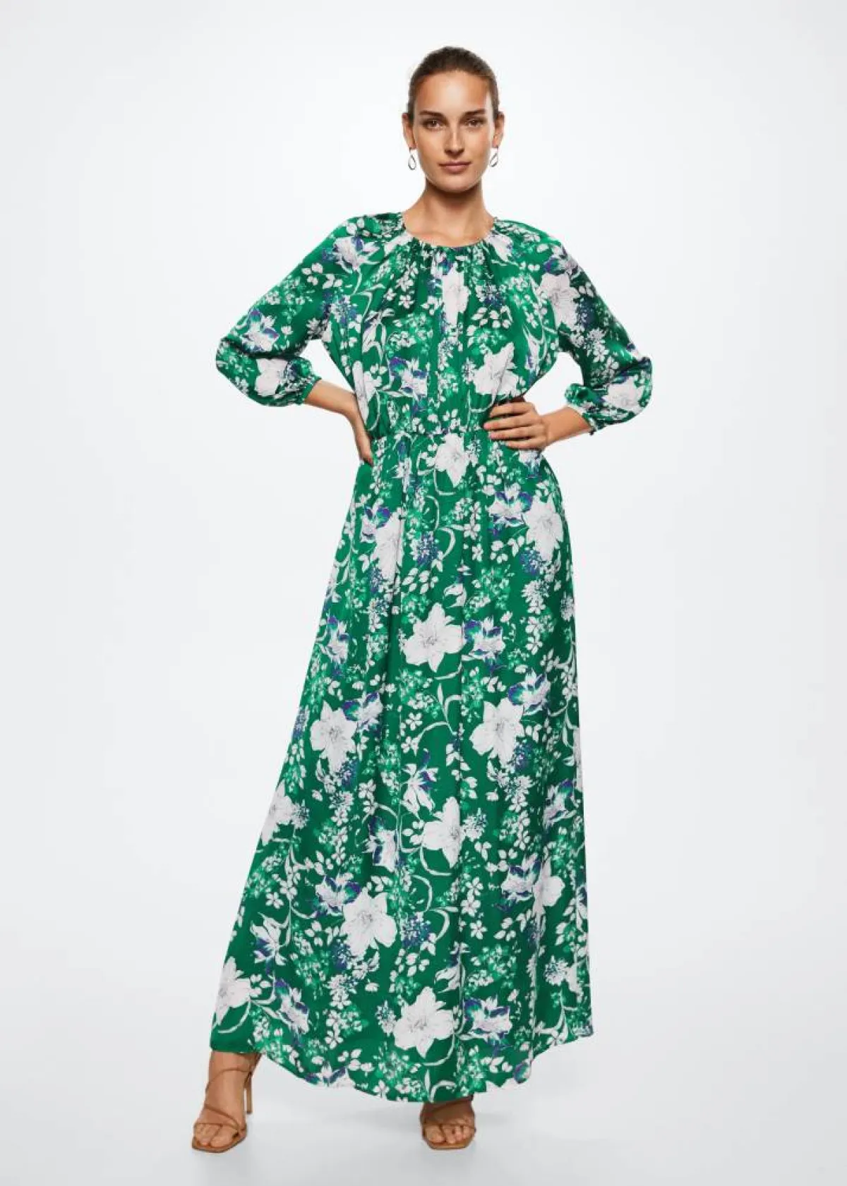 من مجموعة Mango لعيد الأضحى 