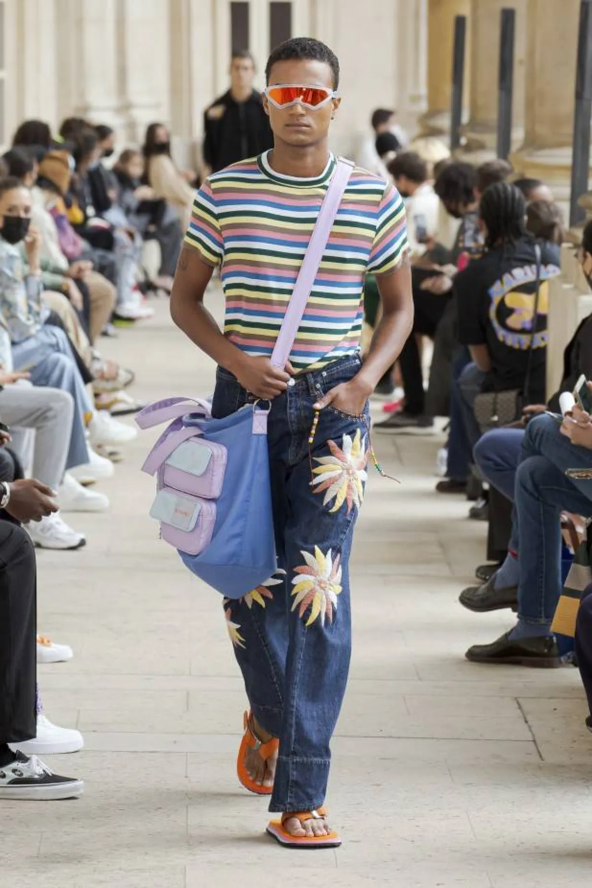 الأزياء المخطّطة للرجل