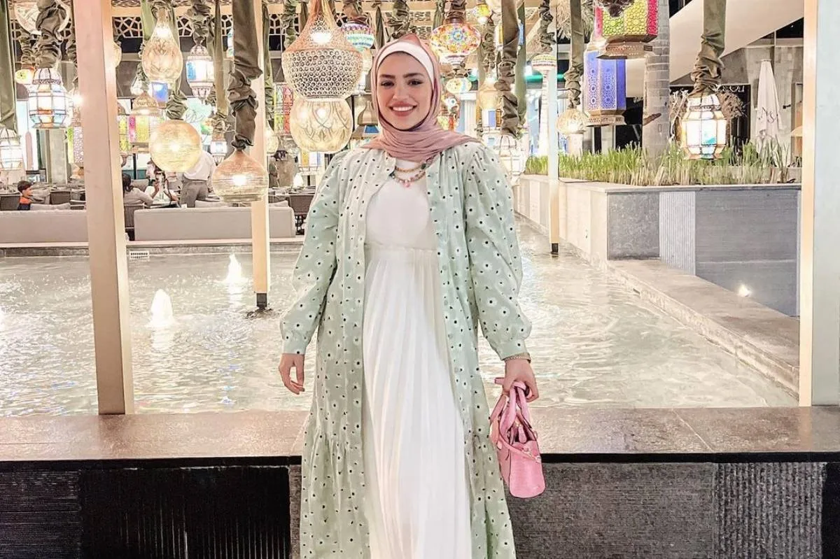 ألوان باستيل للمحجبات من وحي دينا رزق