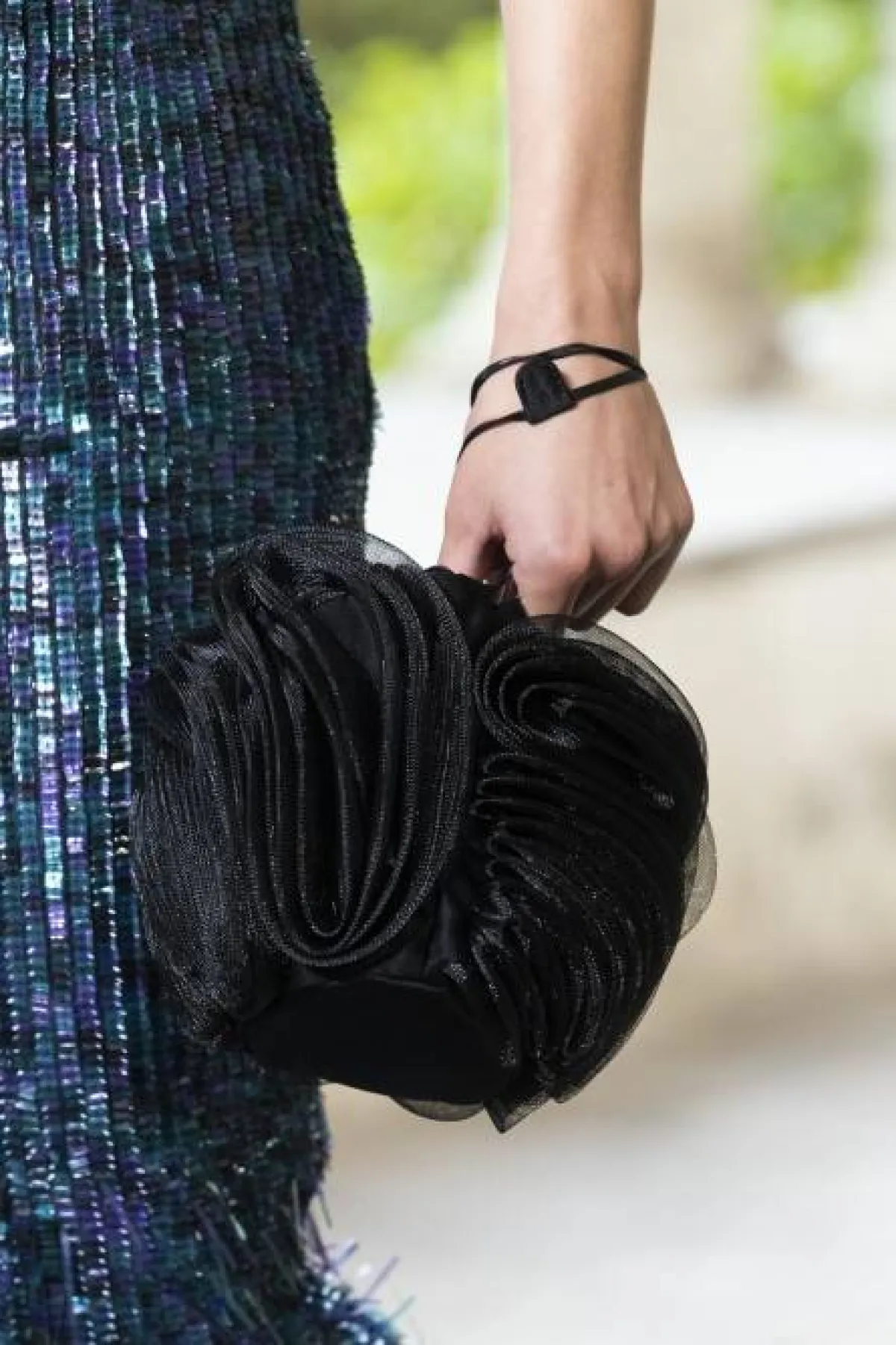 حقيبة سوداء من البيرتا فيريتي