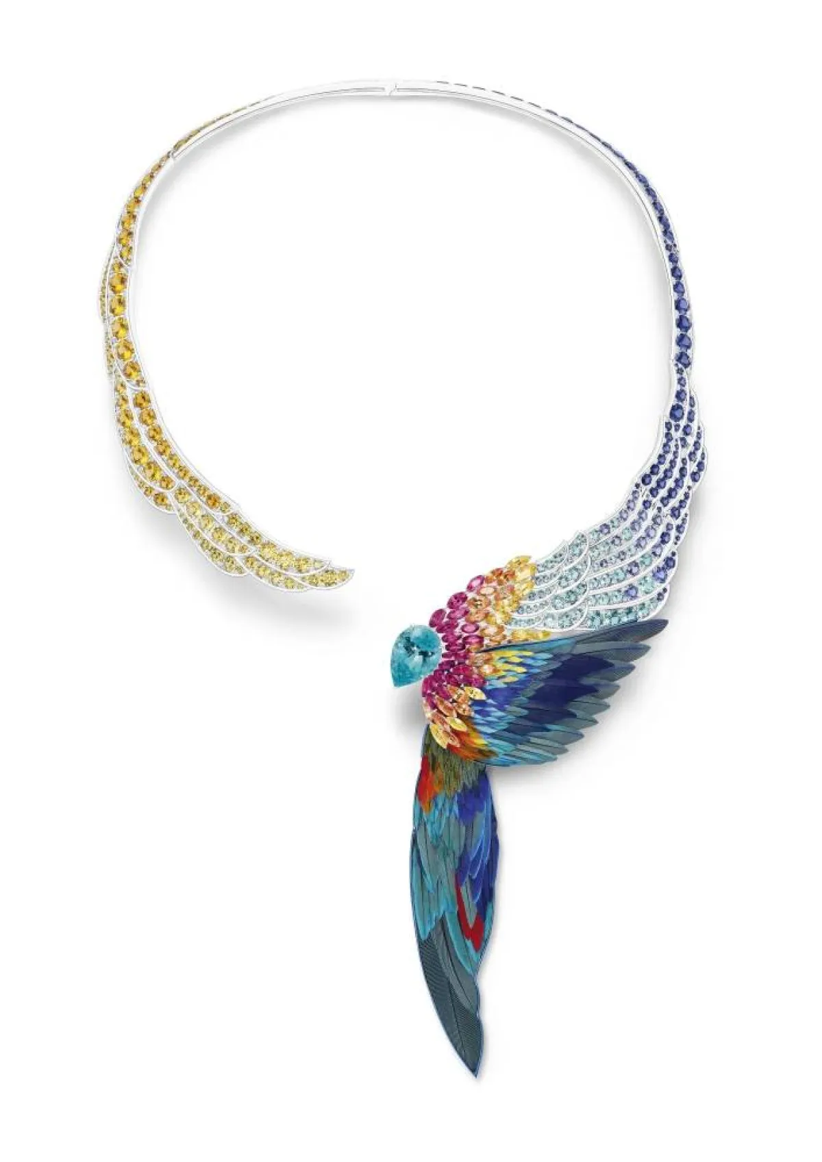 قلادة Majestic Plumage من بياجيه Piaget