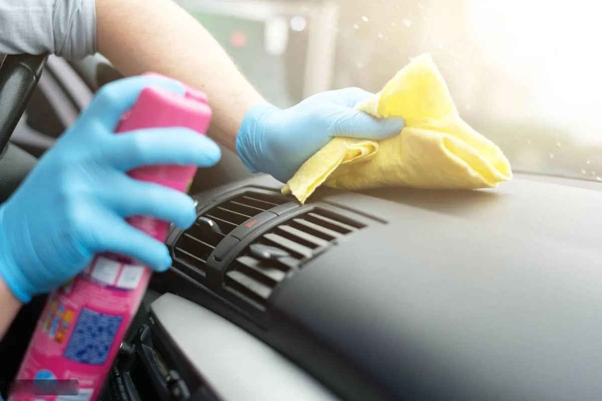 كيف تنظف مكيف السيارة، وتتخلص من الروائح  