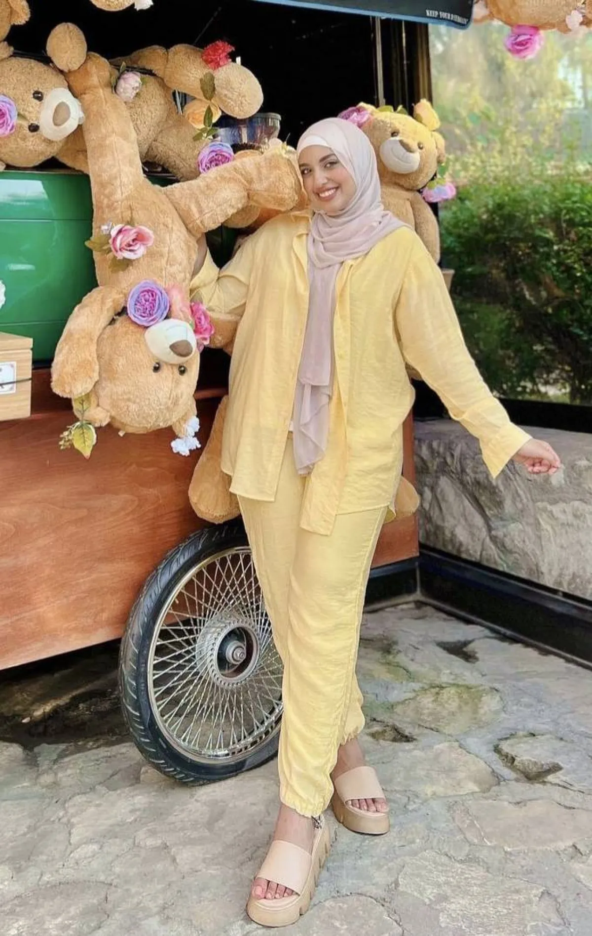 البدلة الملونة