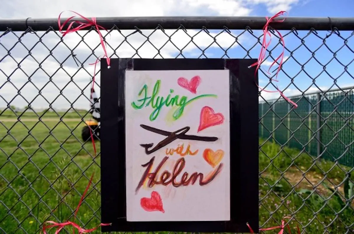 شاهد كيف احتفلت امرأة أمريكية بعيد ميلادها الـ 99