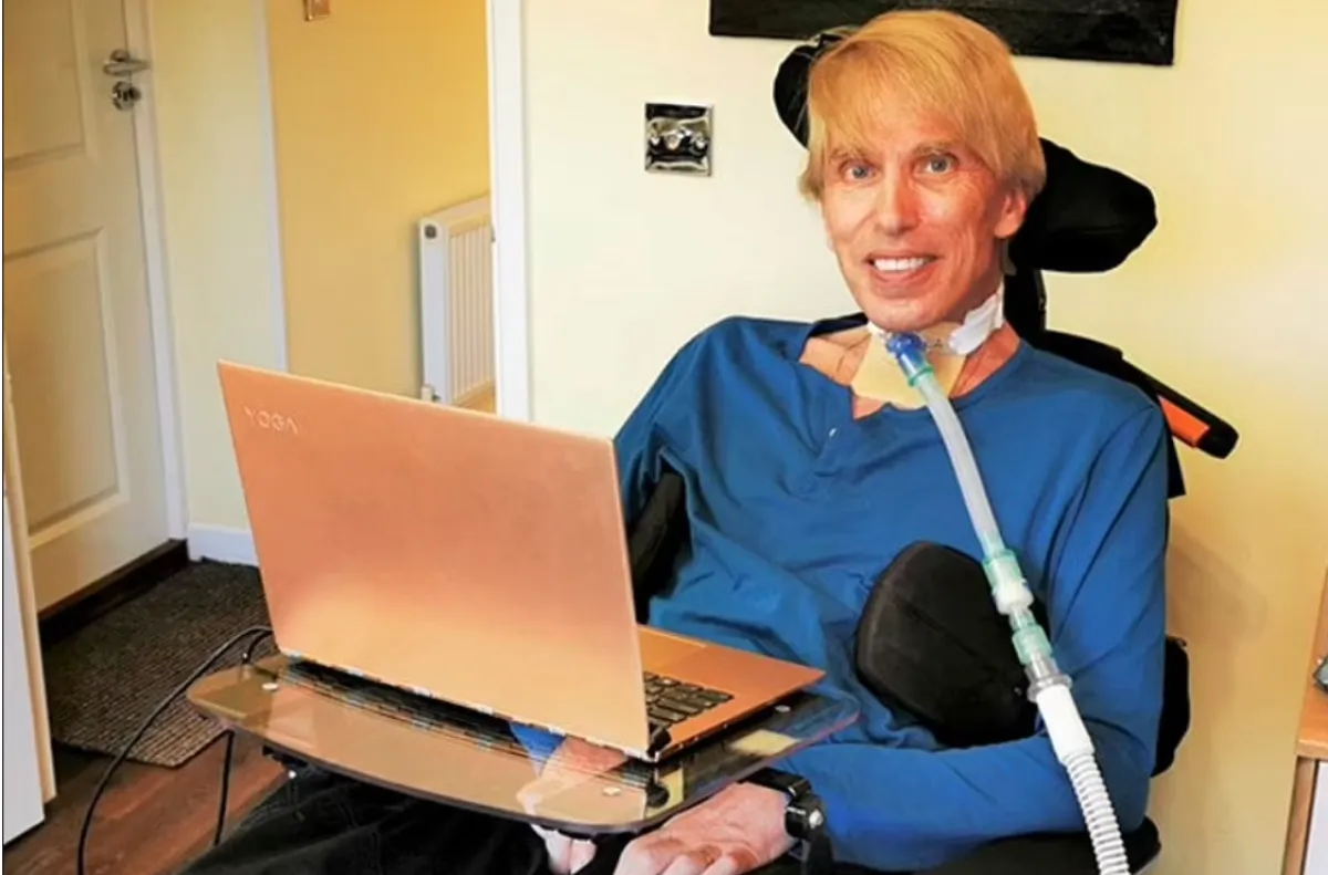 وفاة أول إنسان آلي نصف بشري في العالم - الصورة من dailymail