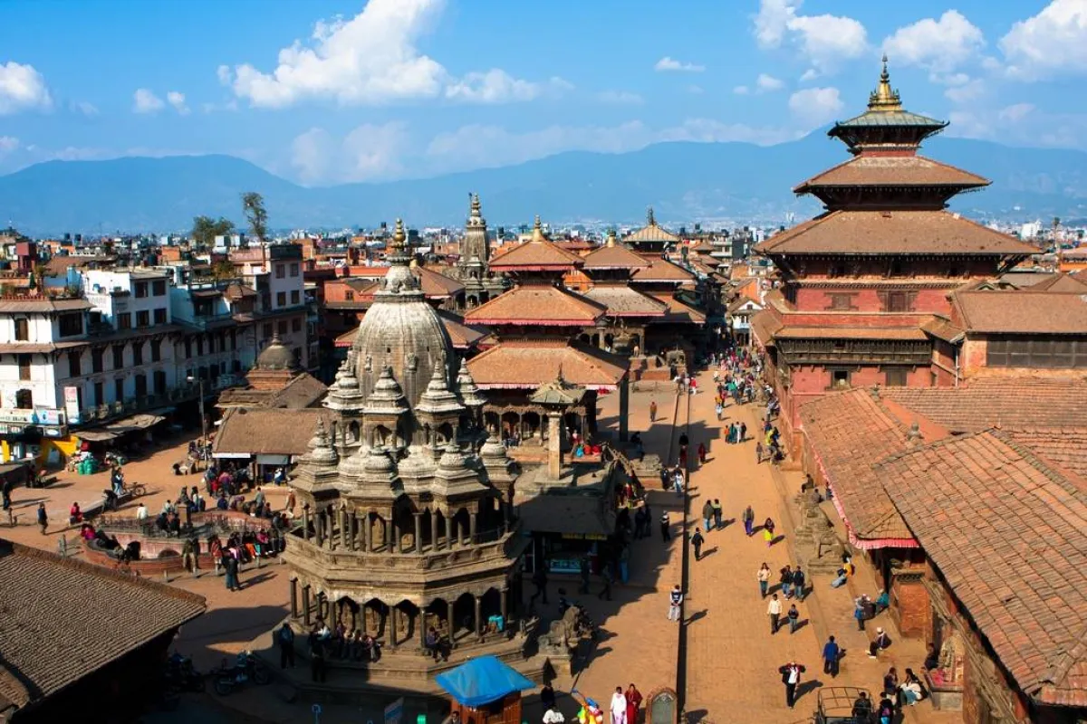 ساحة "دوربار" الشهيرة