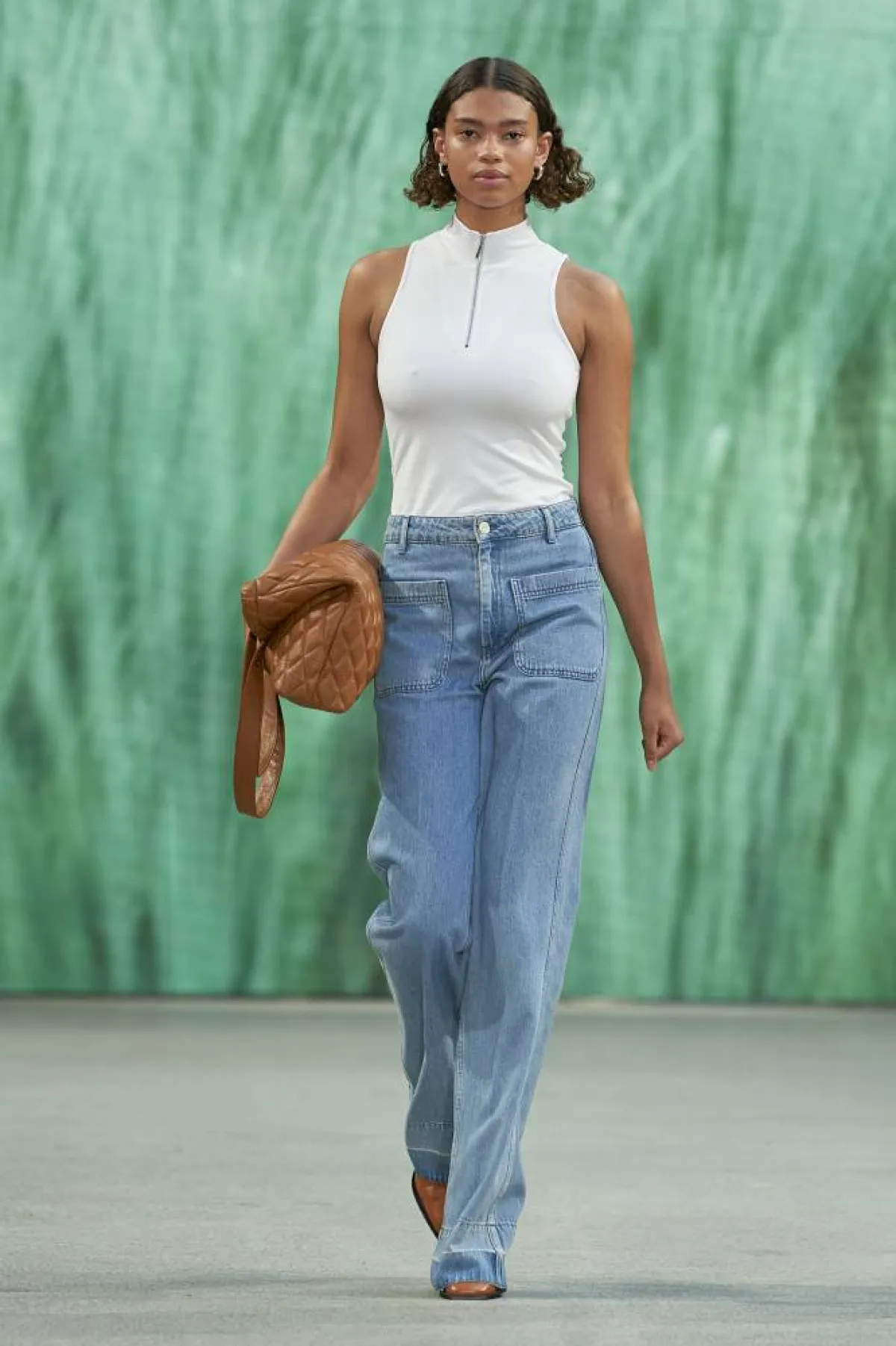 طقم كاجوال جينز من Gestuz 