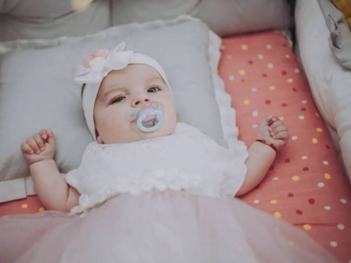 إرضاع الطفل 