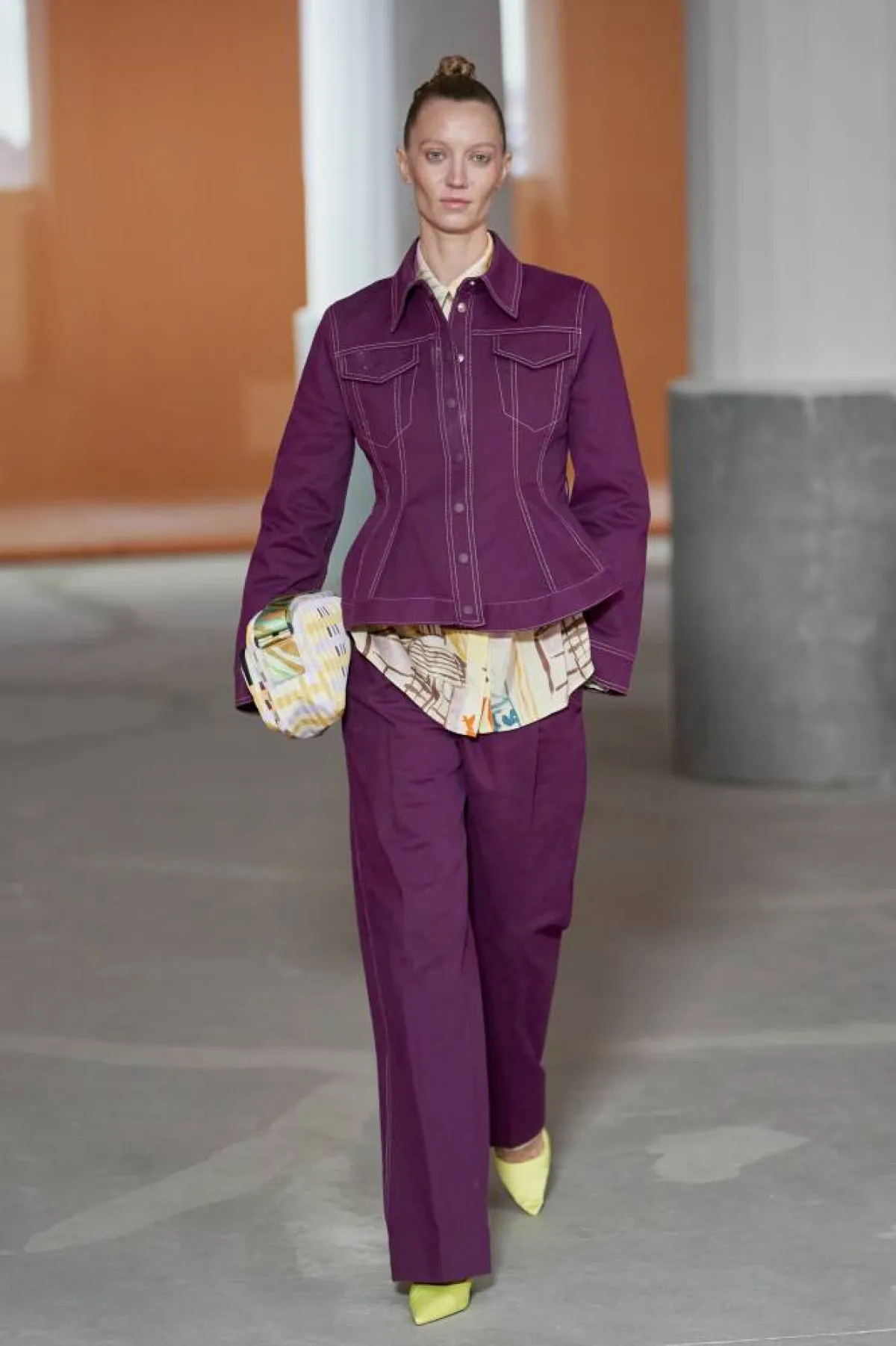 بنطلون بنفسجي Stine Goya 