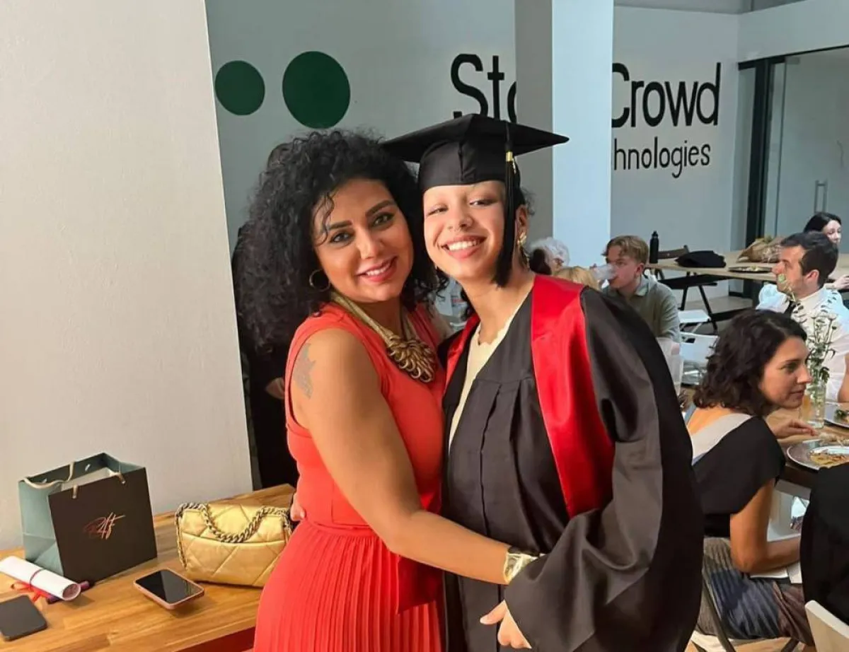 رانيا يوسف وابنتها نانسي من حفل التخرج - الصورة من حسابها على انستغرام