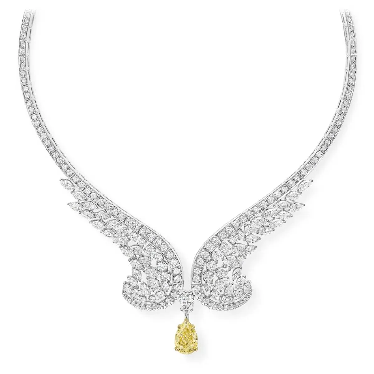 قلادة Eagle  من هاري وينستون Harry Winston