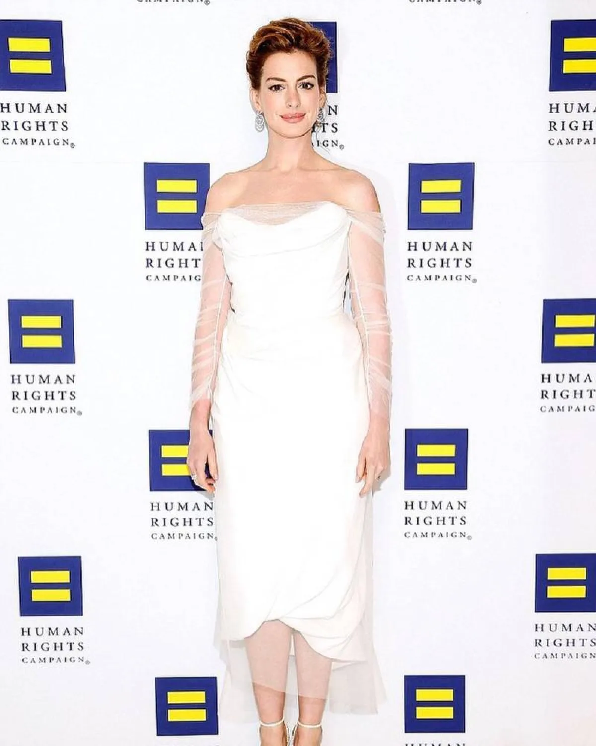 إطلالات من وحي آن هاثاوي