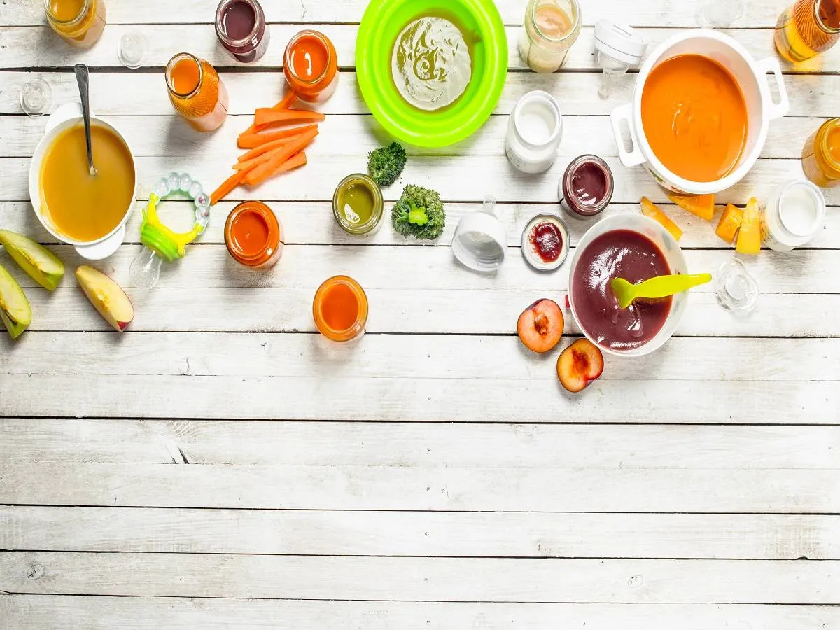 صورة لمجموعة من الأطعمة الصلبة 