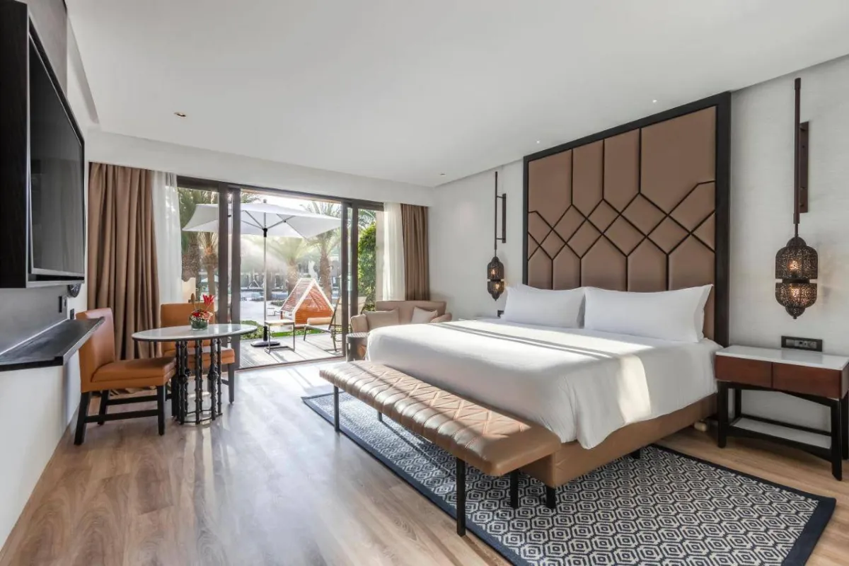 منتج مازاكان بيتش آند غولف