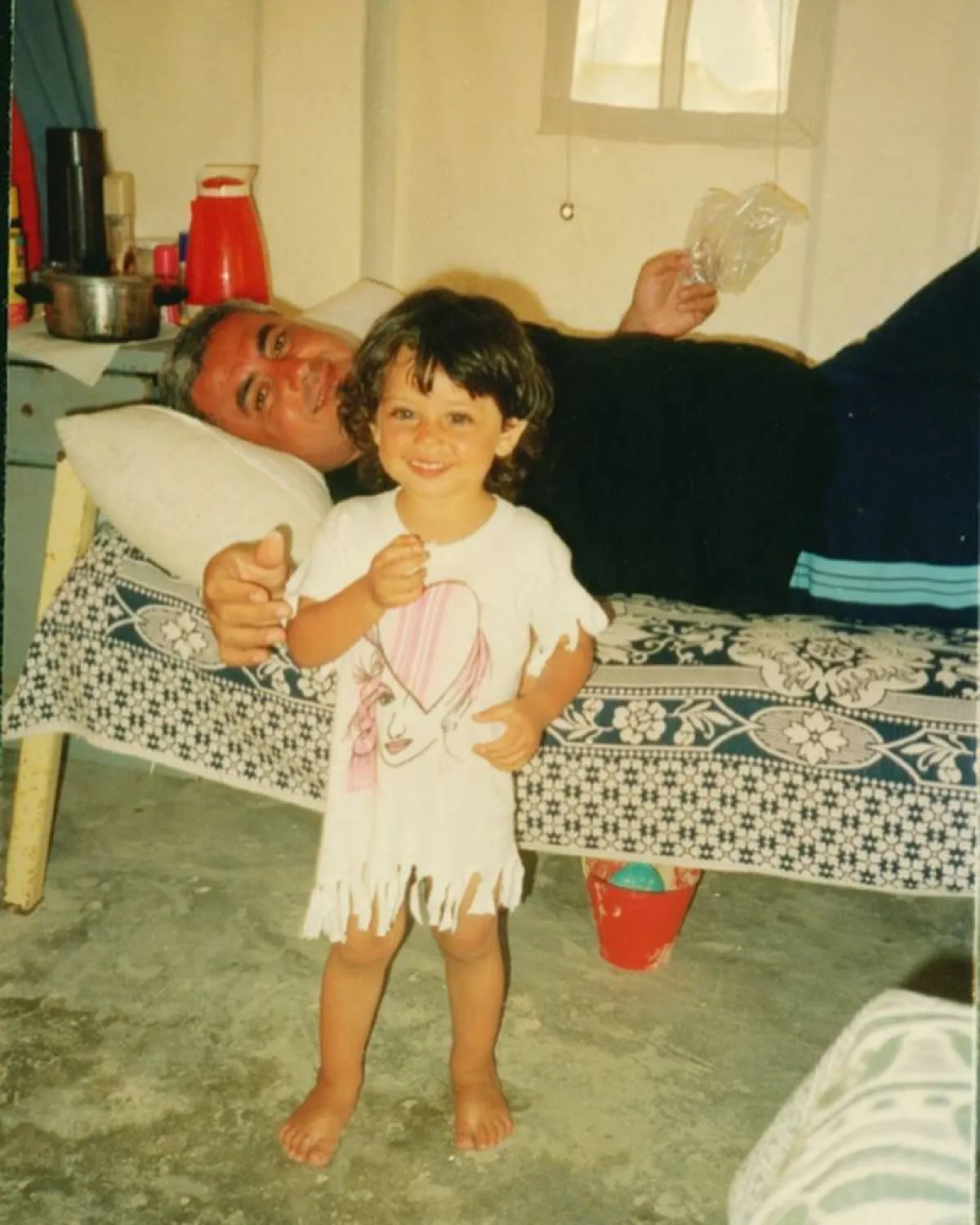 هبة مجدي ووالدها الراحل - الصورة من حسابها على انستغرام