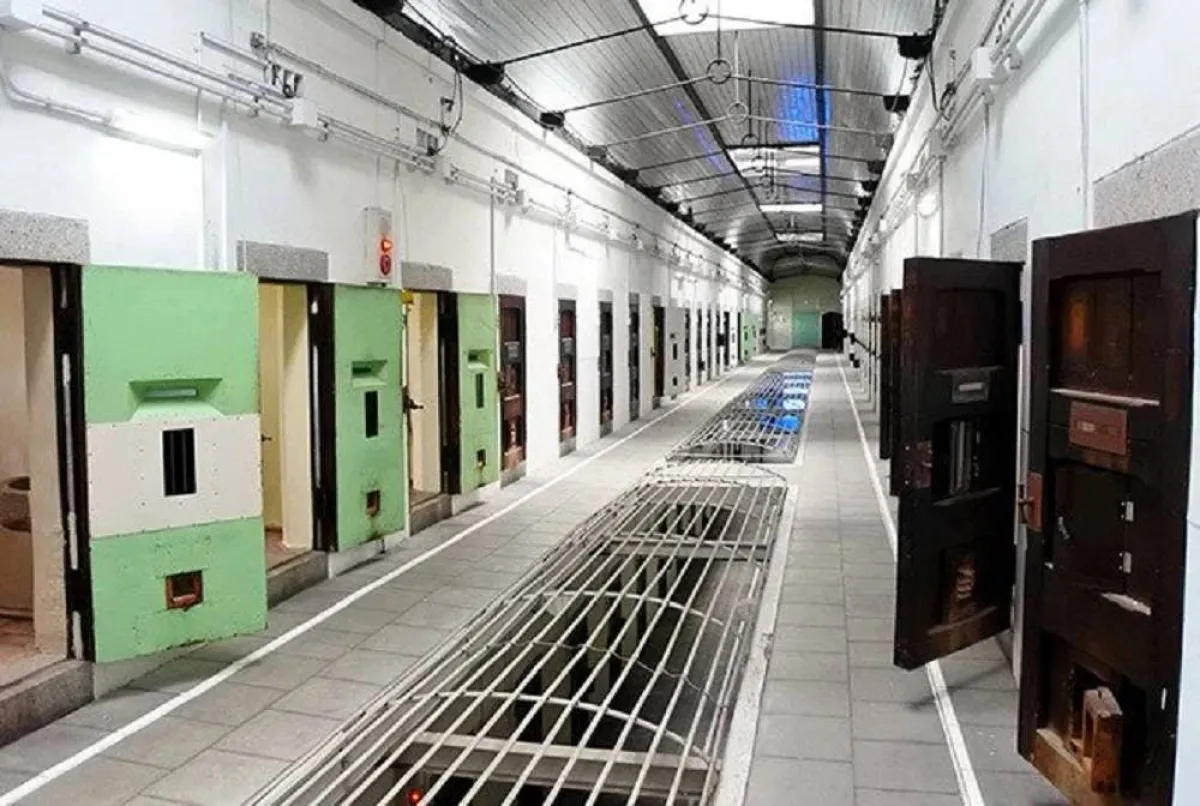 صورة أقدم سجن ياباني