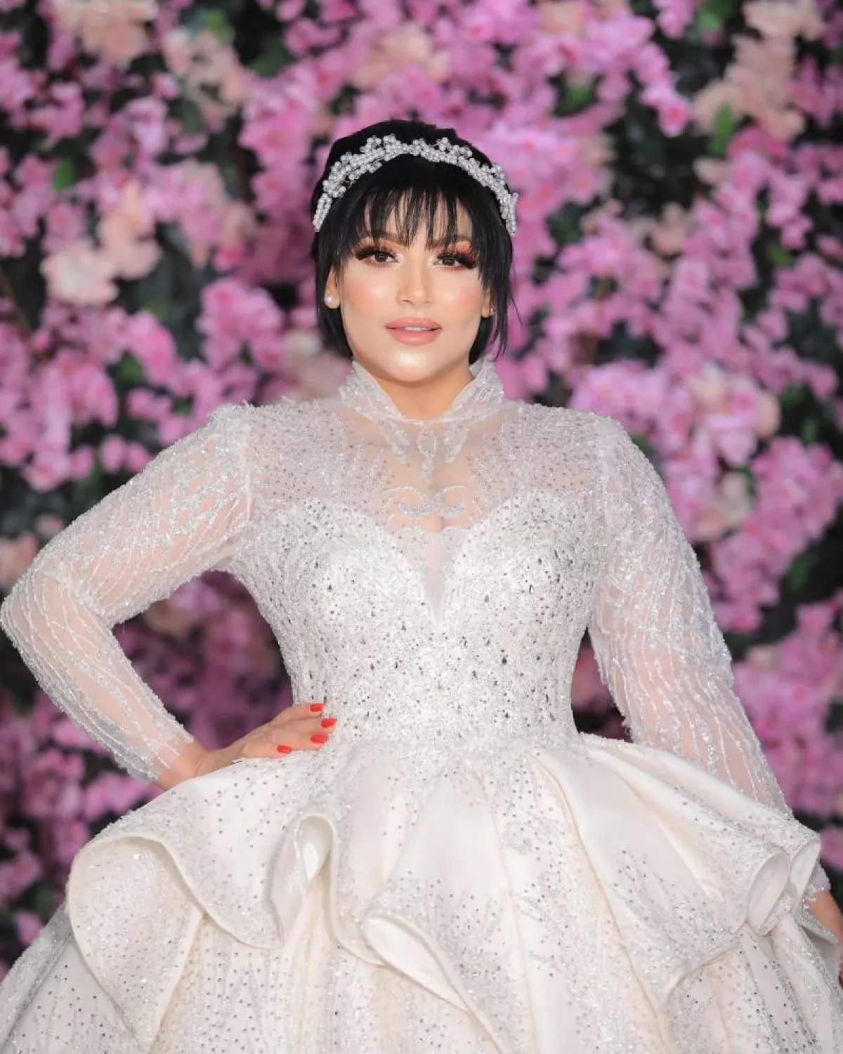 بدرية طلبة من جلسة التصوير -الصورة من حسابها على إنستغرام