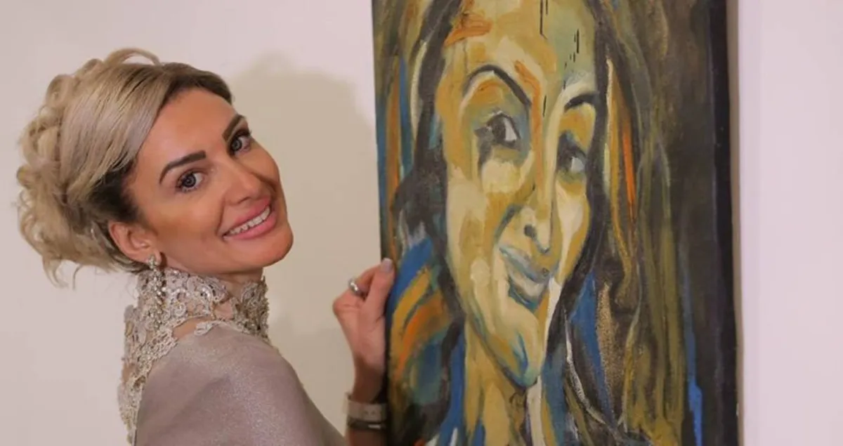 الفنانة غدير حافظ