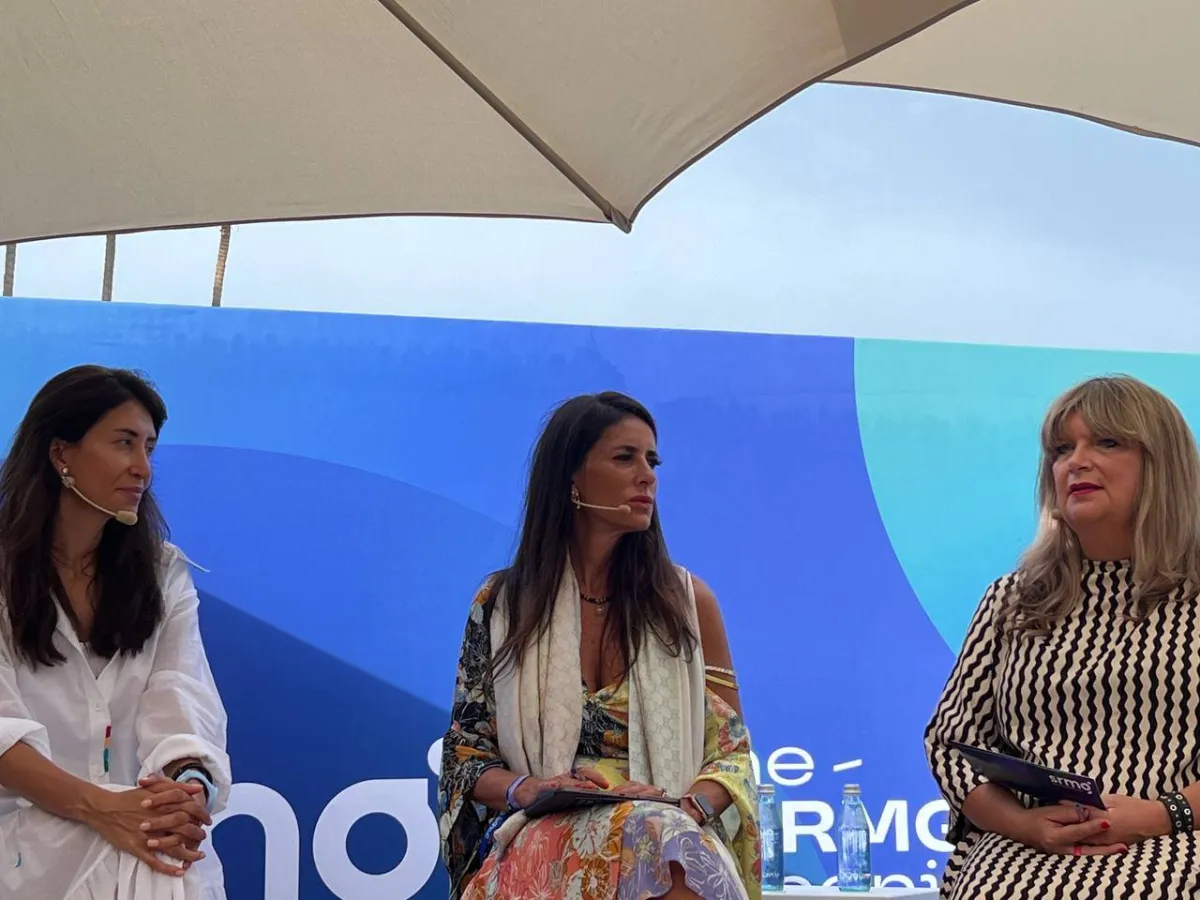 جلسة تمكين المرأة 