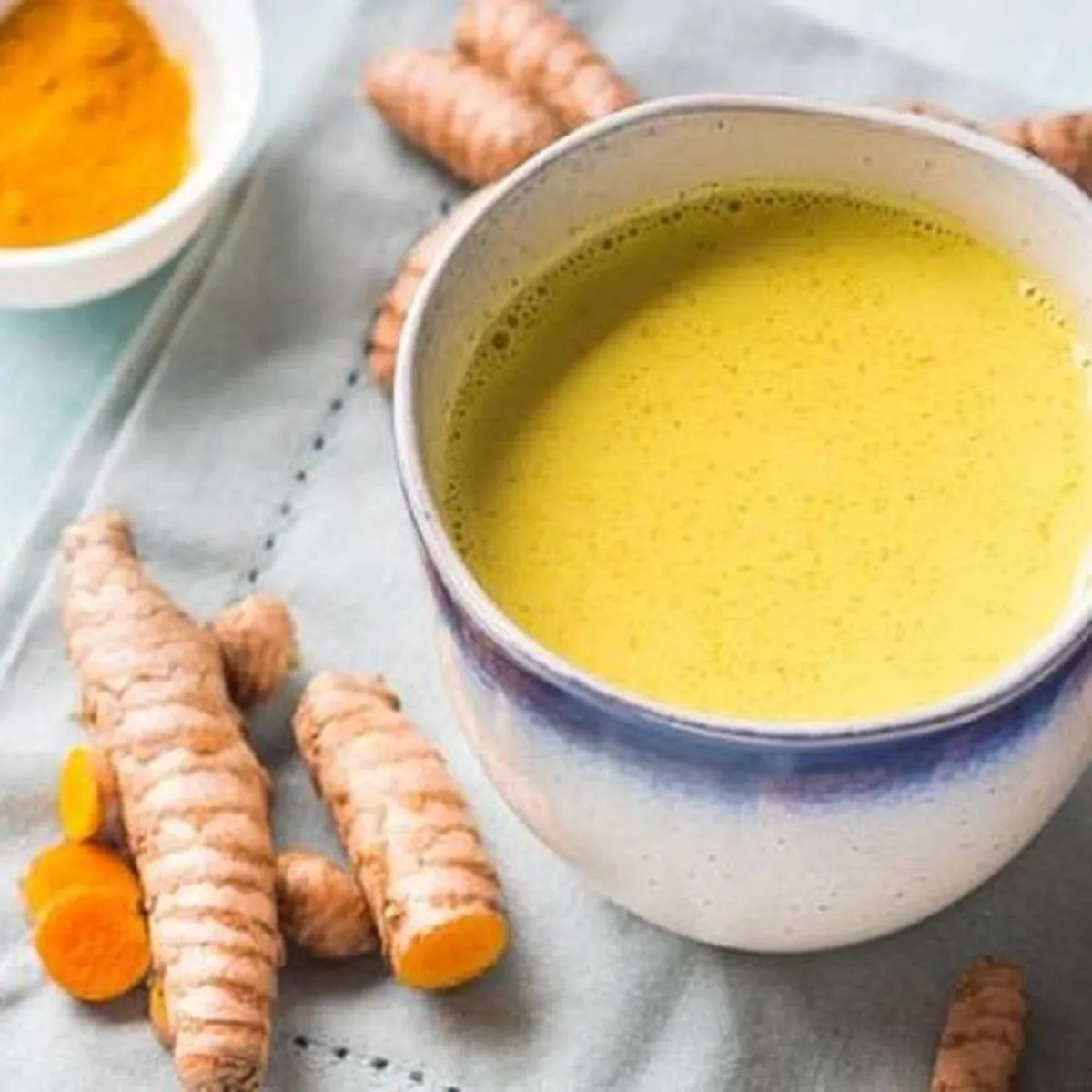 صورة لنبات الكركم