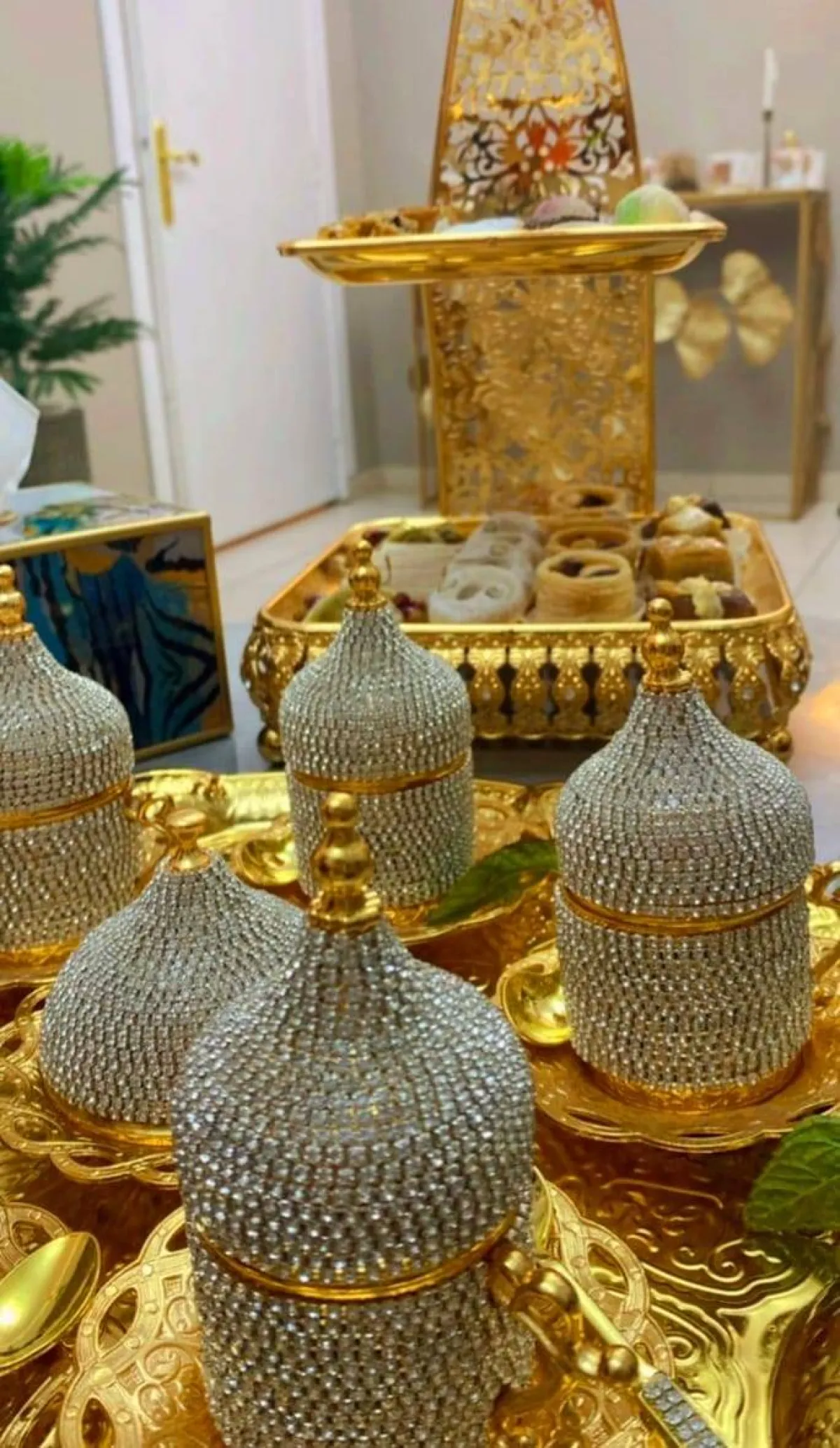 اللذهبي يضفي فخامة أينما يحلّ