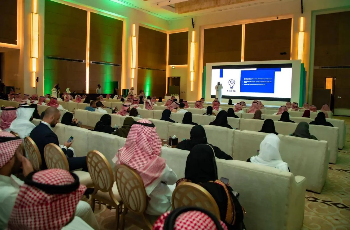 تعتمد وزارة السياحة أعلى المعايير العالمية في تسريع عجلة نمو ونجاح المنشآت الصغيرة والمتوسطة