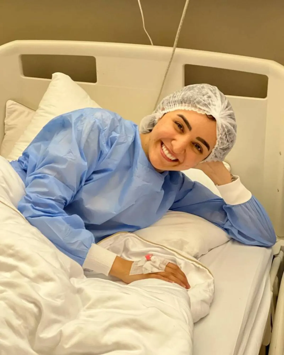 هلا رشدي في غرفة العمليات - الصورة من حسابها على انستغرام