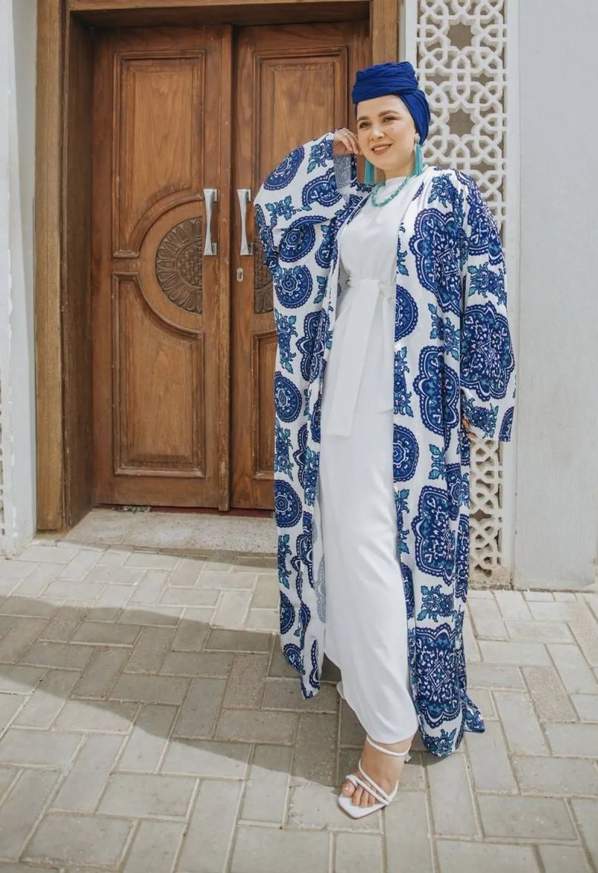 بطوطة نصر بعباية كيمونو مطبعة