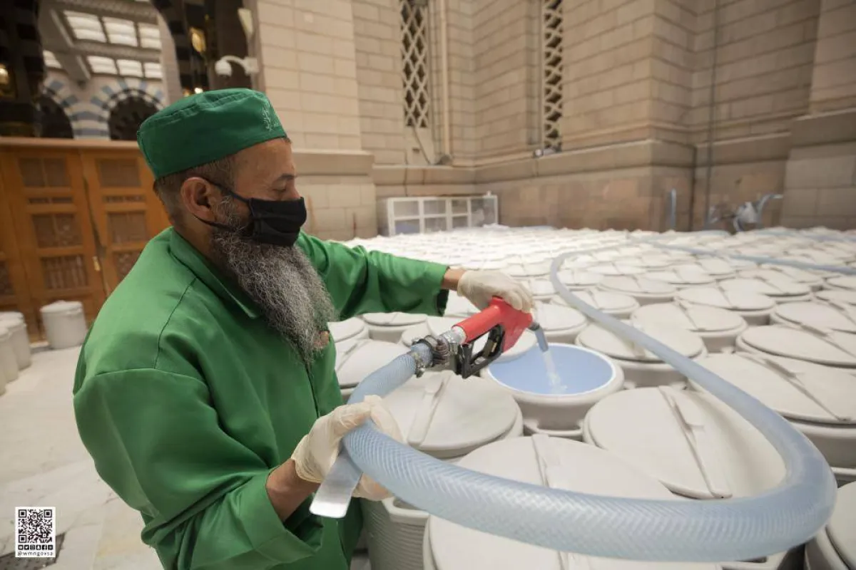 إدارة السقيا تشرف على جاهزية ماء زمزم في موسم الحج - الصورة من موقع رئاسة شؤون الحرمين