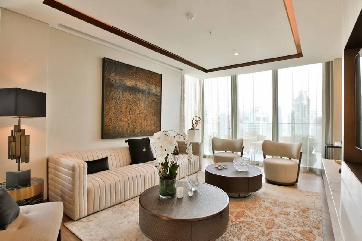 منطقة الاستقبال، في مشروع سكني من أعمال المصمّمة