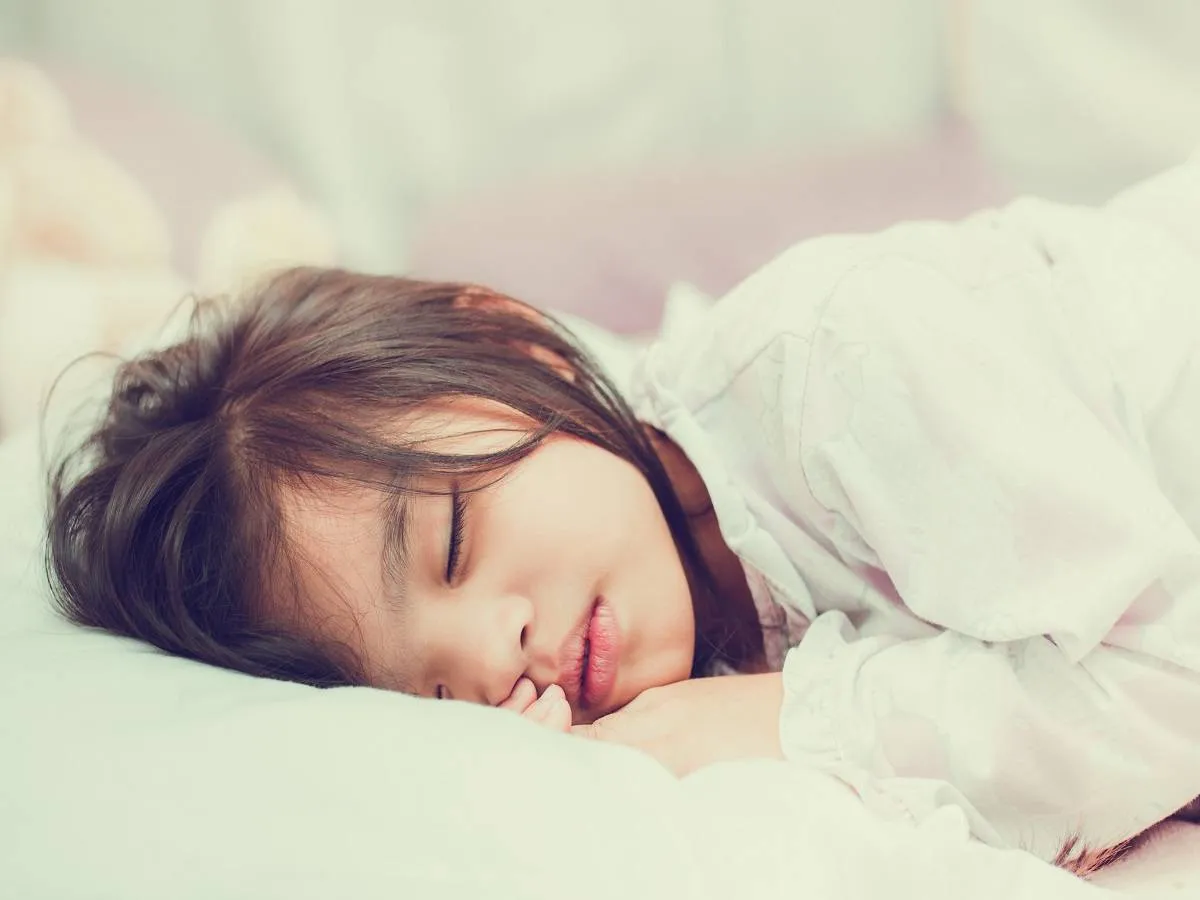 صورة لطفلة نائمة