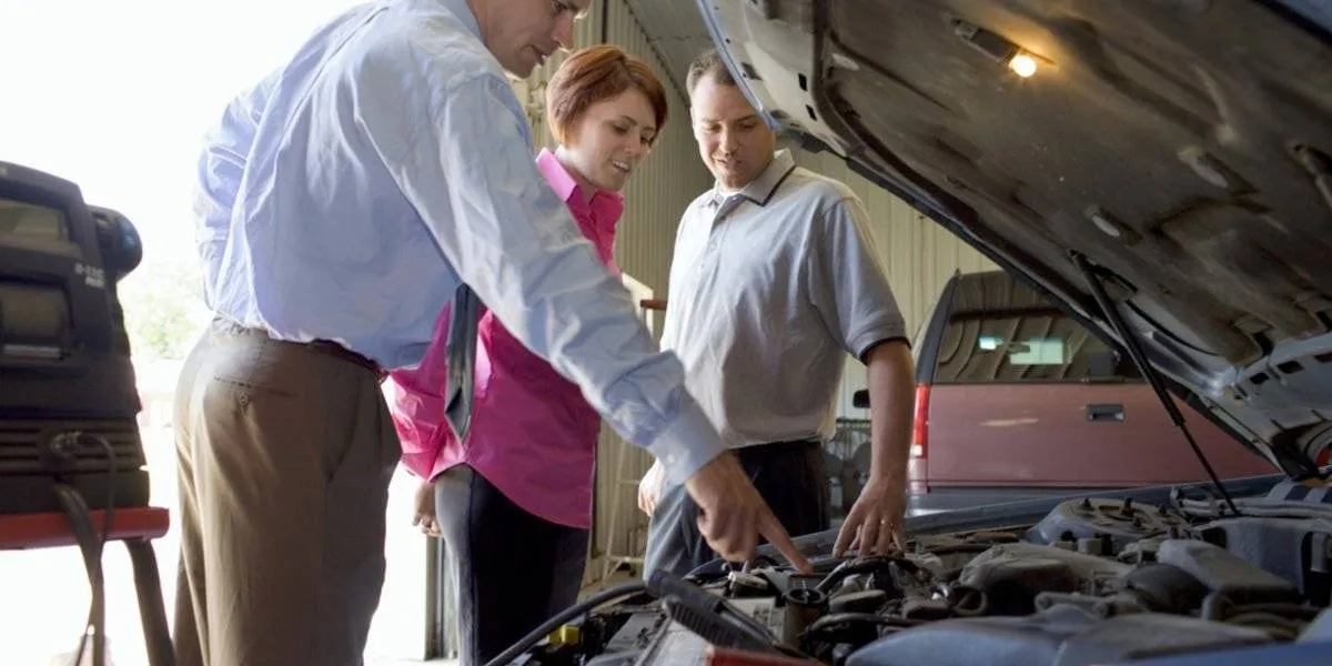 كيفية الكشف عن سيارة مستعملة 