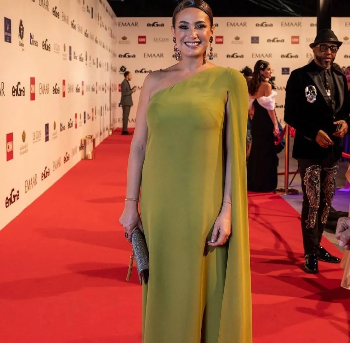 إطلالات أنيقة ومميّزة من هند صبري