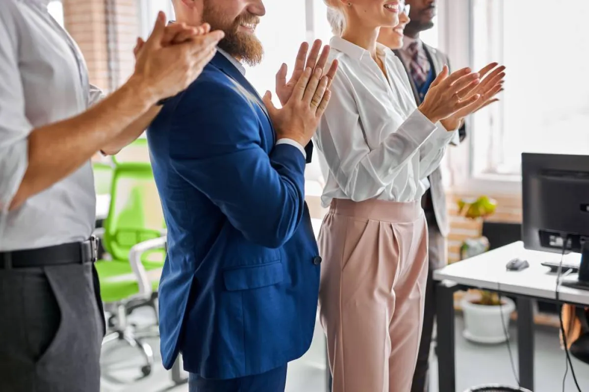  الموظّفون يستجيبون بشكل أفضل عند سماع التعليقات حول عملهم