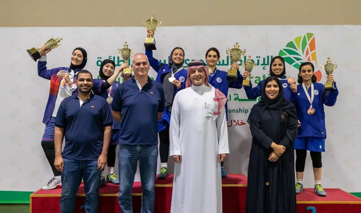 الفائزات في بطولة الريشة