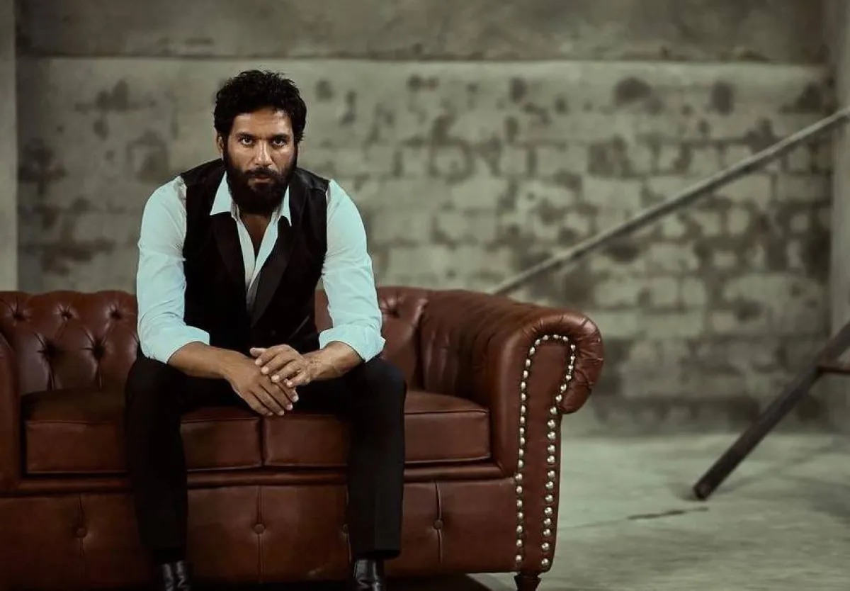 حسن  الرداد - صورة من صفحته الرسمية على " انستغرام" 