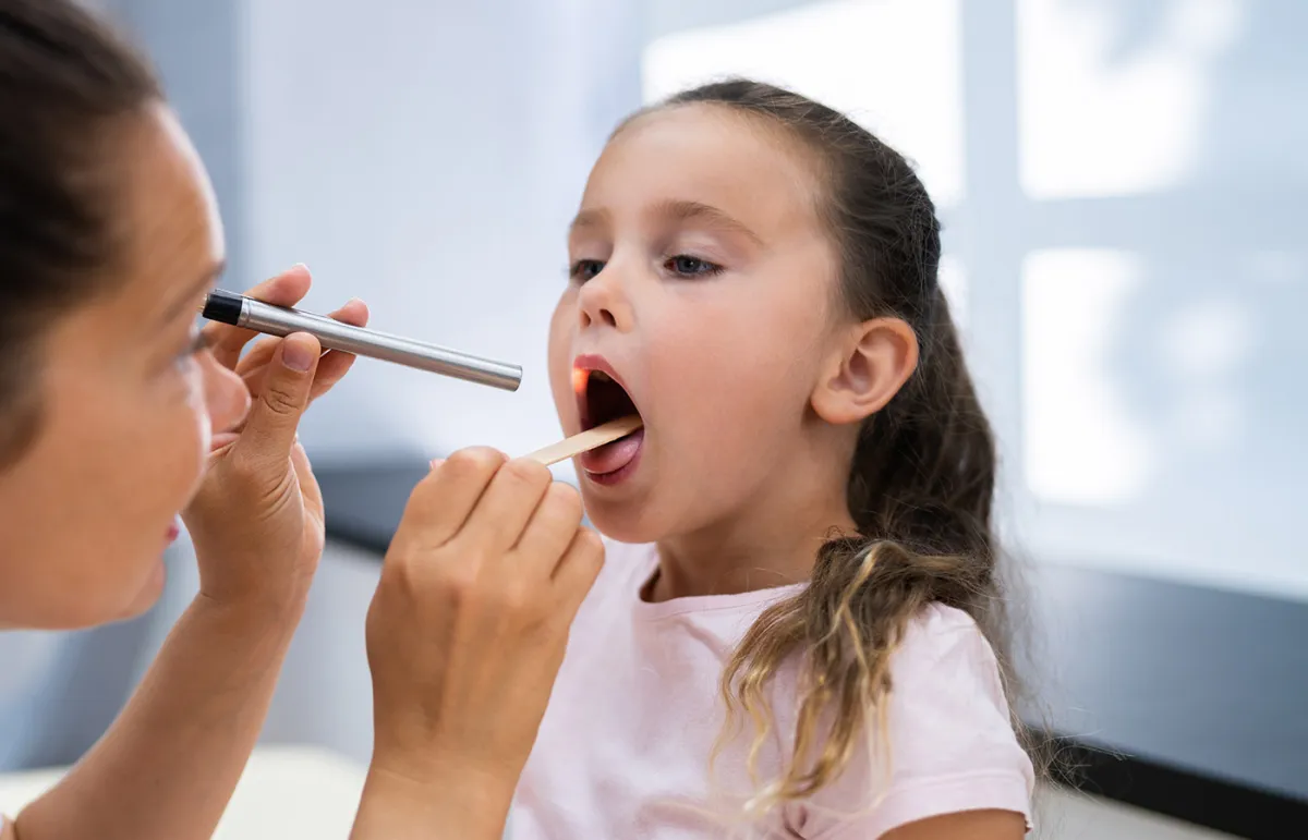 علامات تدل على تضخم اللحمية عند طفلك