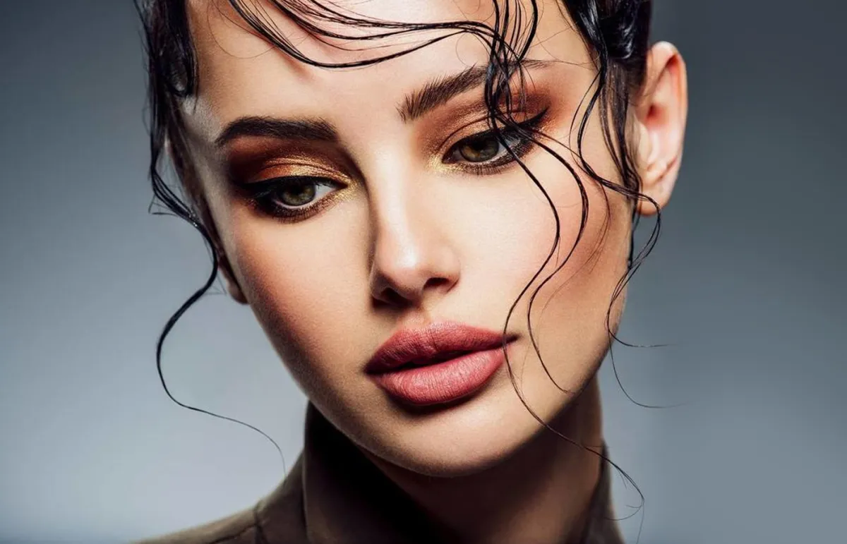 الماسكرا المقاومة للماء