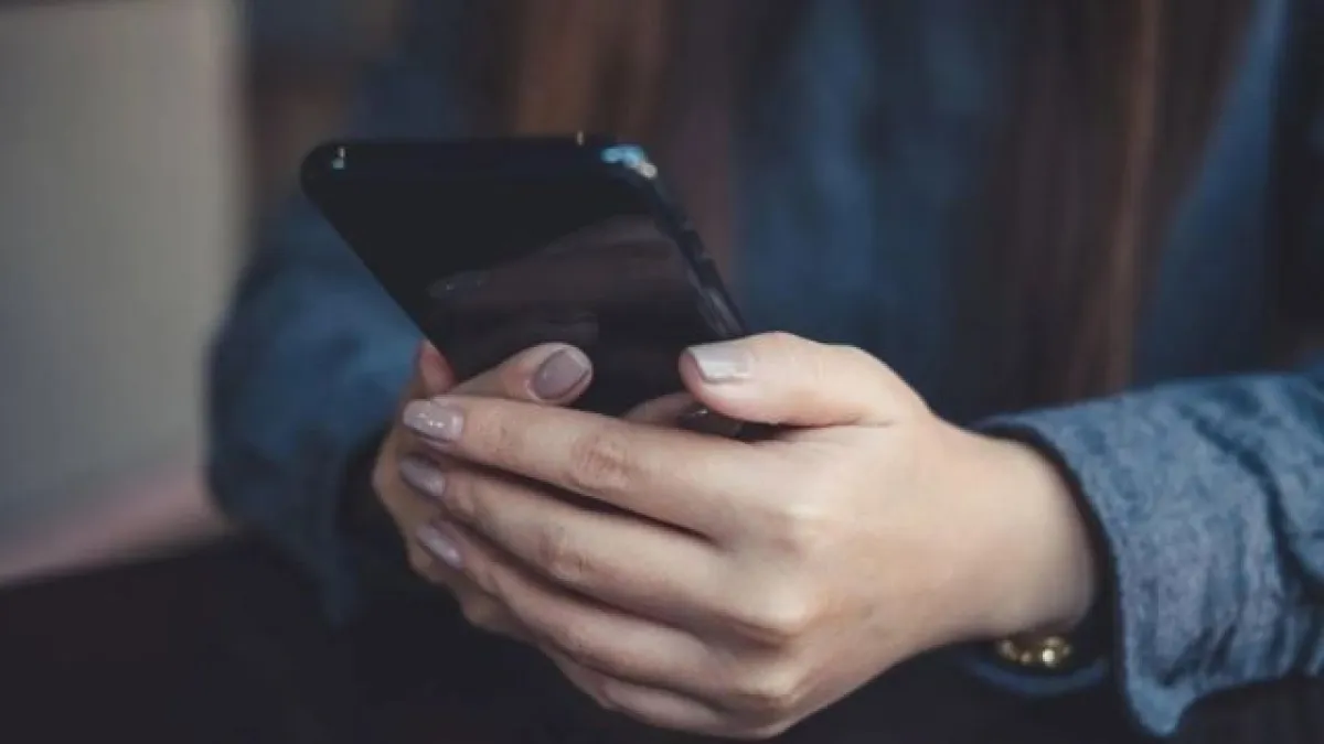 تحويل الرسائل النصية لأعمال فنية