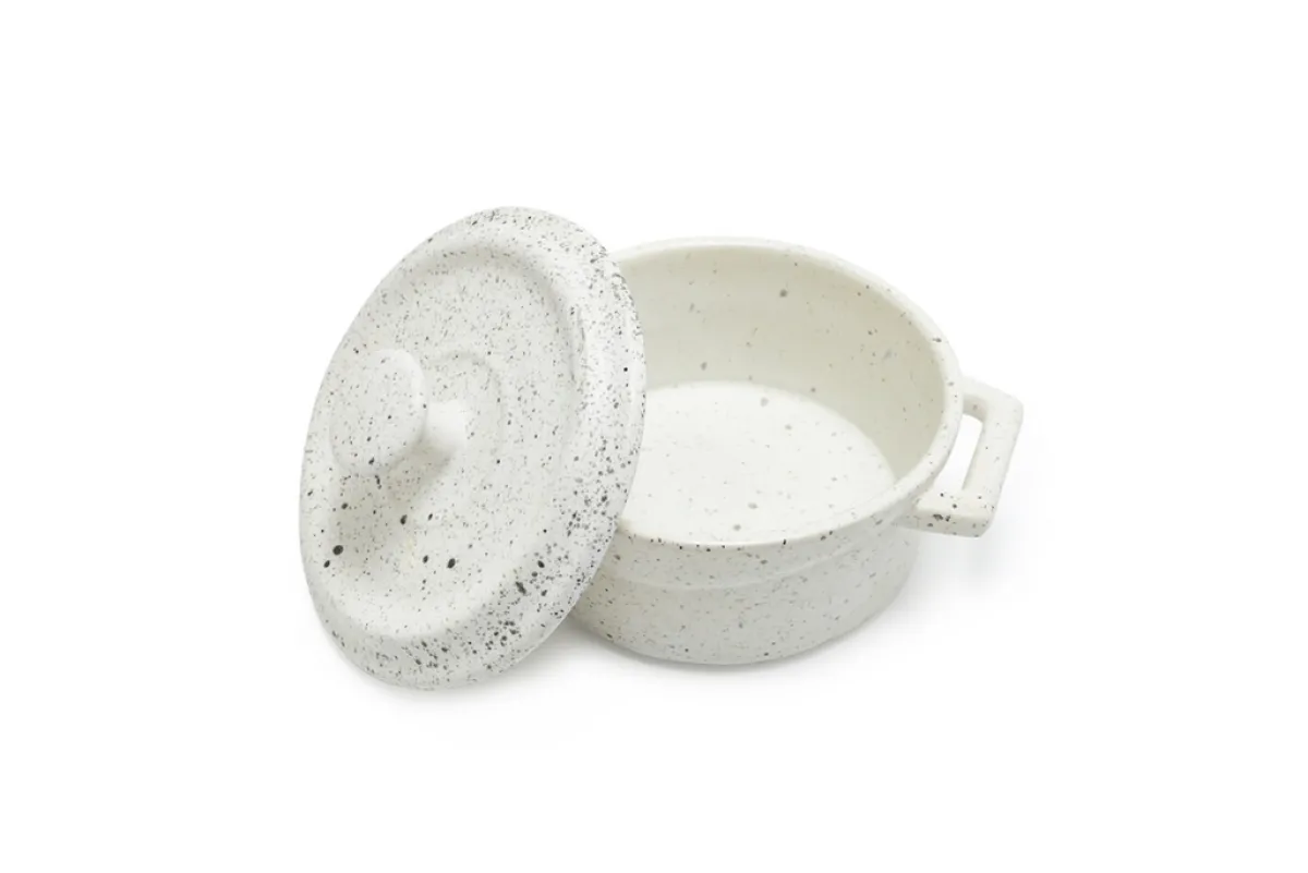 آنية الطهي المصنوعة من السيراميك 