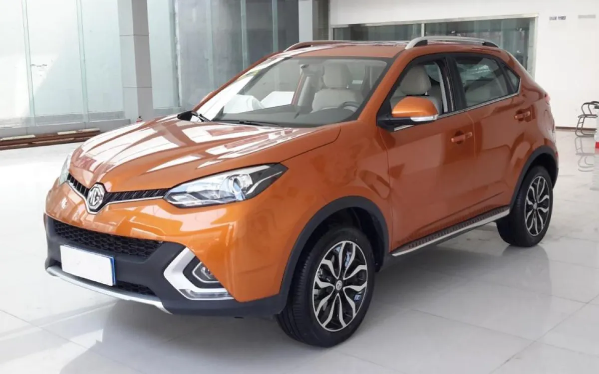 السيارة البريطانية المنافسة 