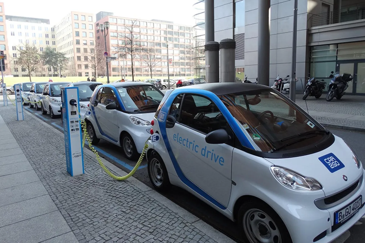 الحفاظ على السيارات الكهربائية