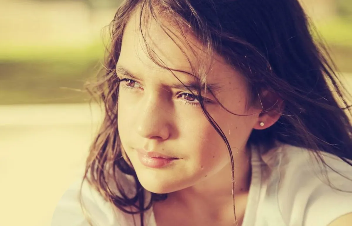 كيف أتعامل مع ابنتي في سن 13 سنة؟