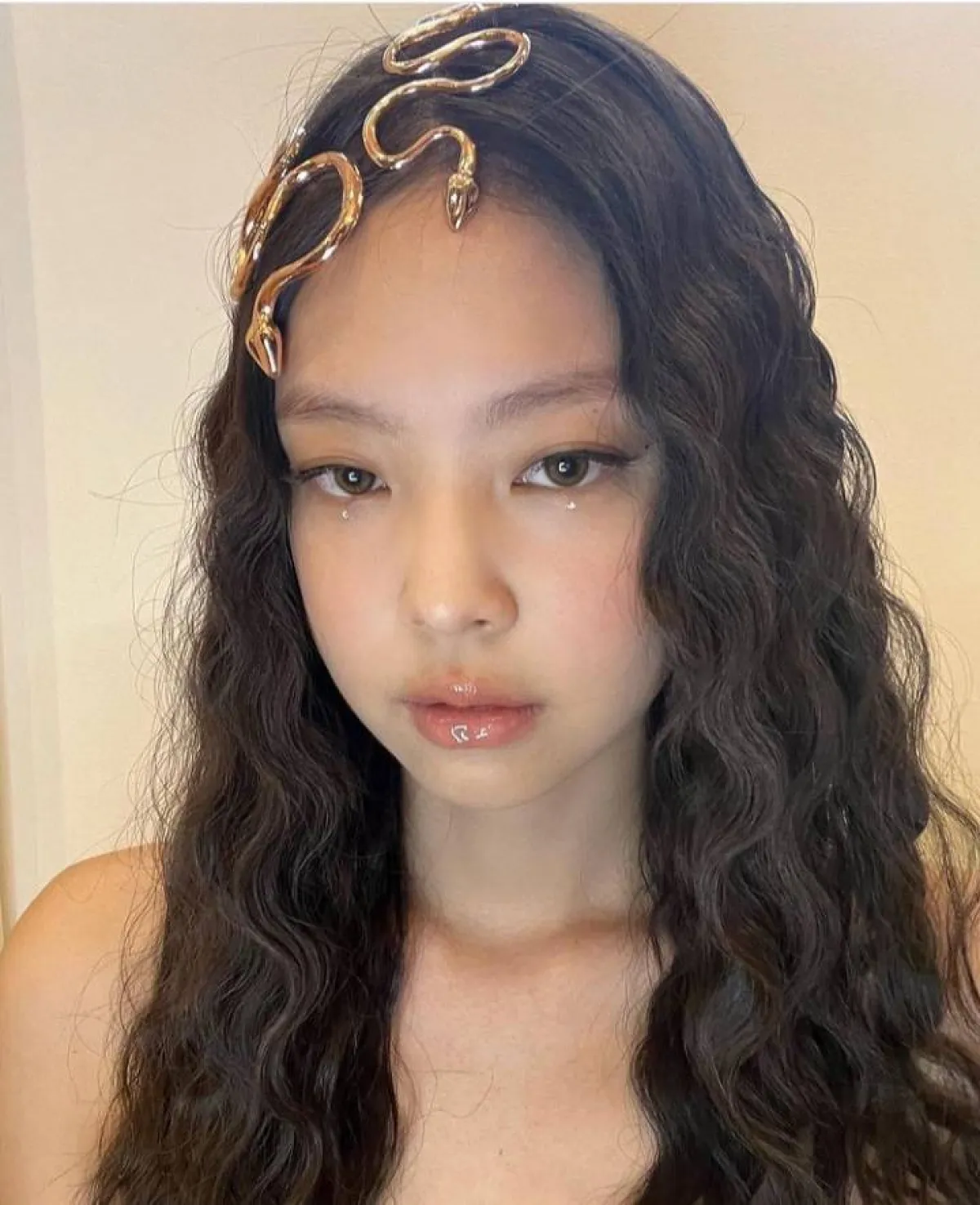 أجدد تسريحات شعر جيني من بلاك بينك 