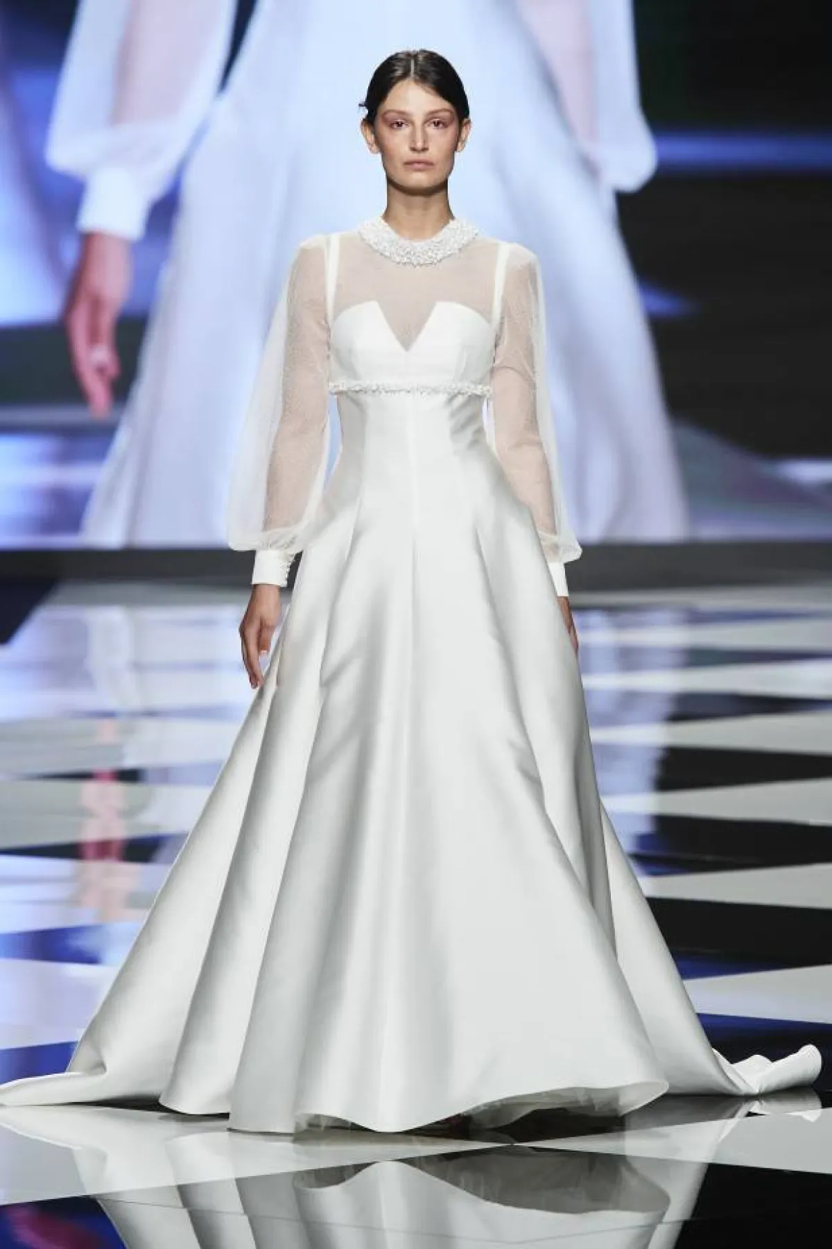 فساتين زفاف فرنسية للمحجبات