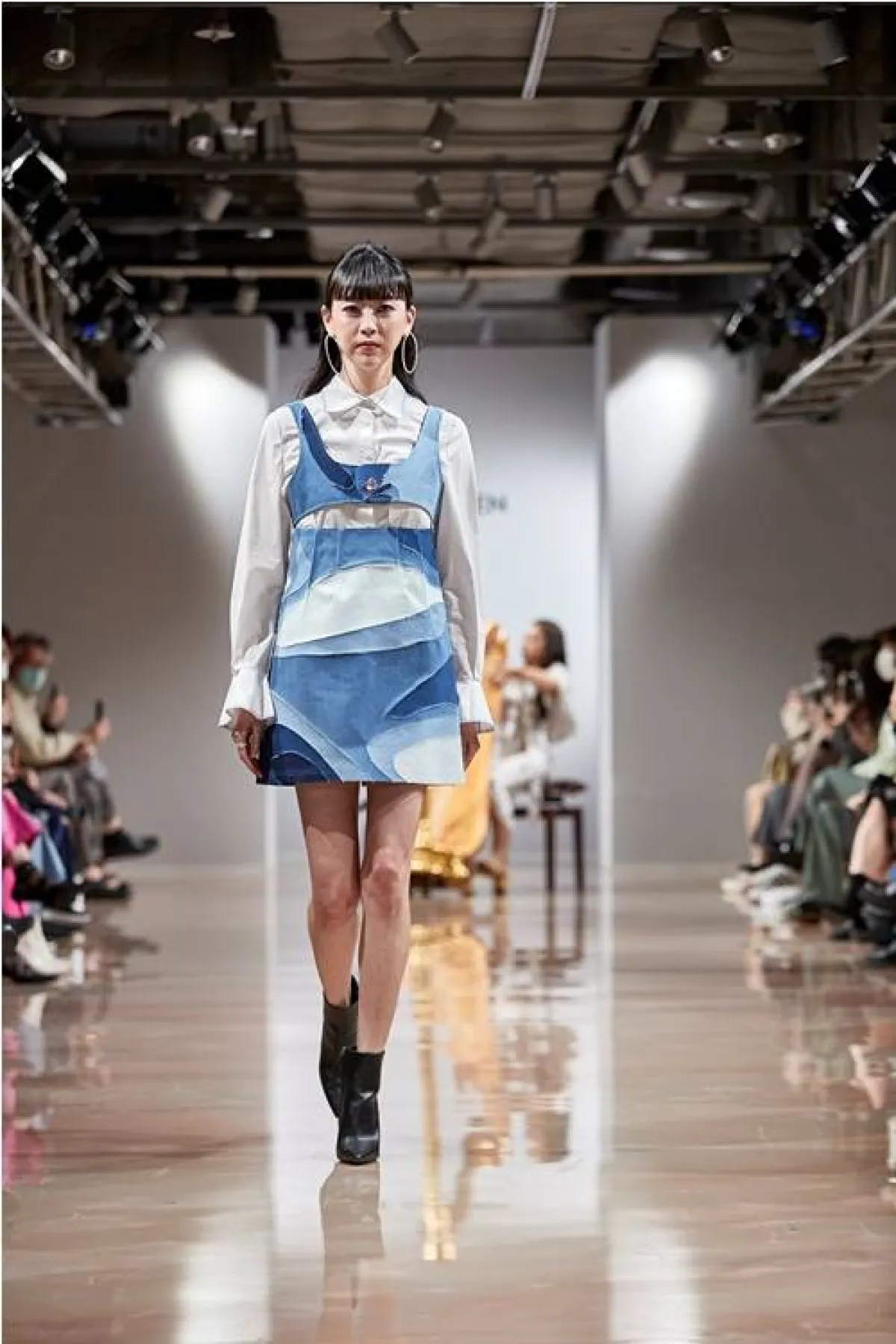 فستان جينز من آيس غاردن  Ice Garden