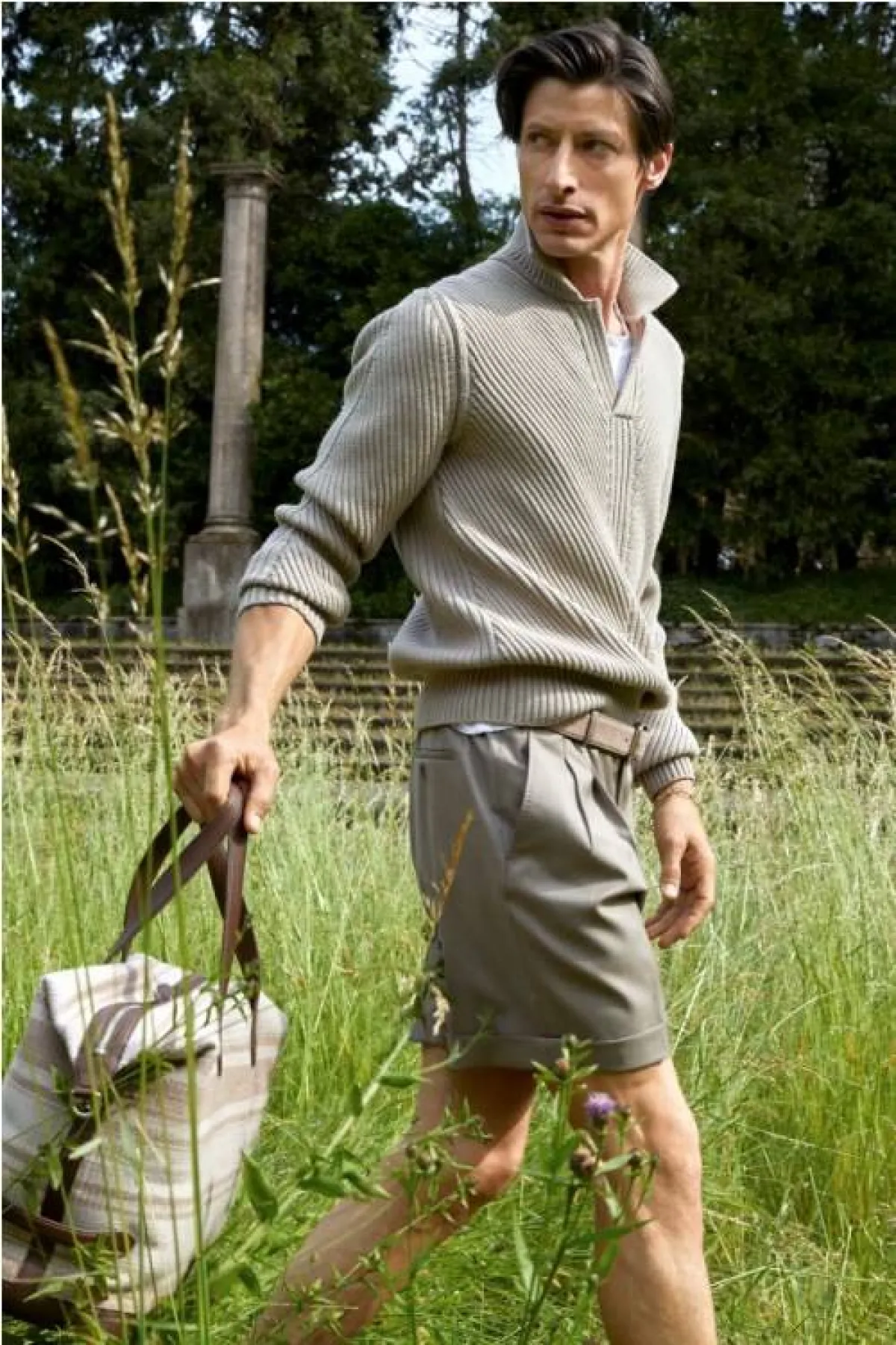 الشورت لإطلالة رسمية من بريوني  Brioni