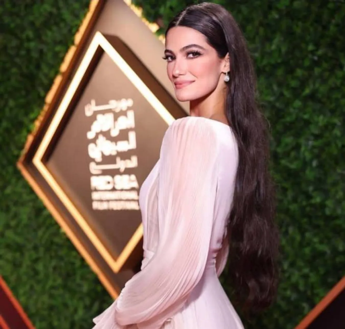 أفكار مكياج تارا